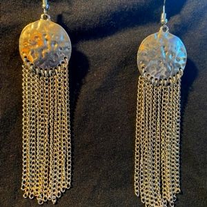 Hanging chain earrings